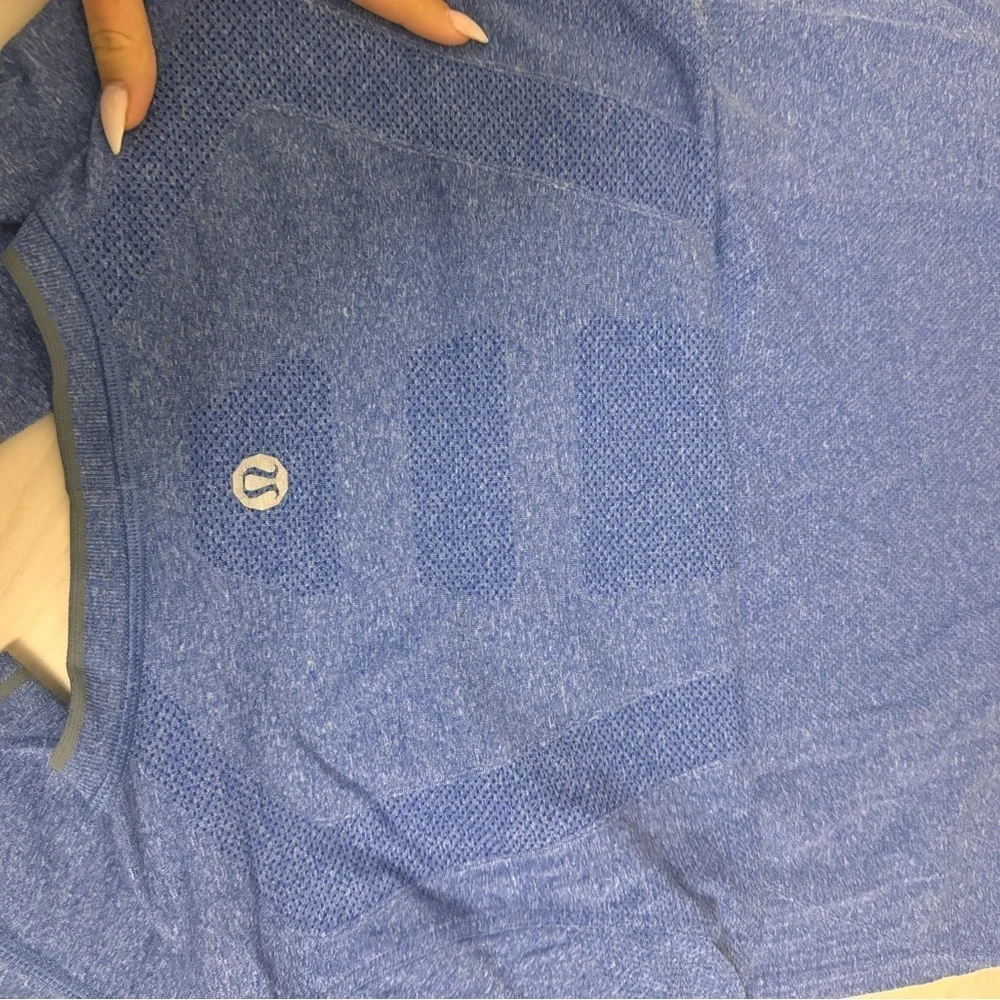 Lululemon Blue Long Sleeve Top - Picture 2 of 2
